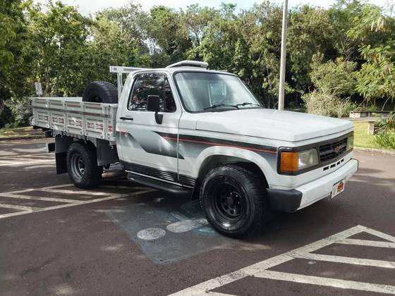 CHEVROLET D20 4.0 CUSTOM S CS 8V DIESEL 2P MANUAL